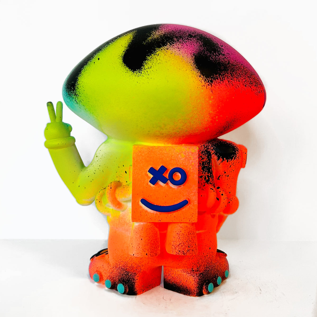 Technicolor Xeno- Variant 5